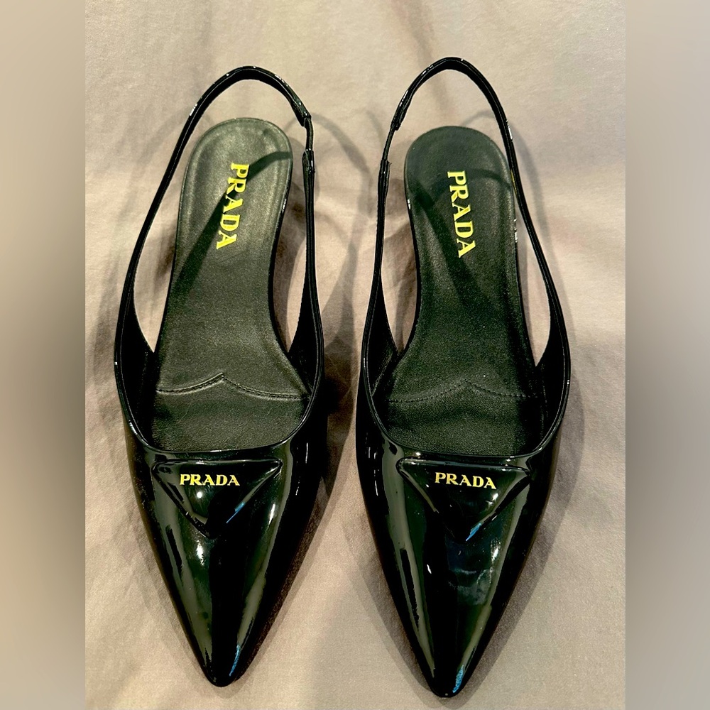 Prada Womens Pointed Toe Logo Slingback Pumps Black Patent Leather Size 40